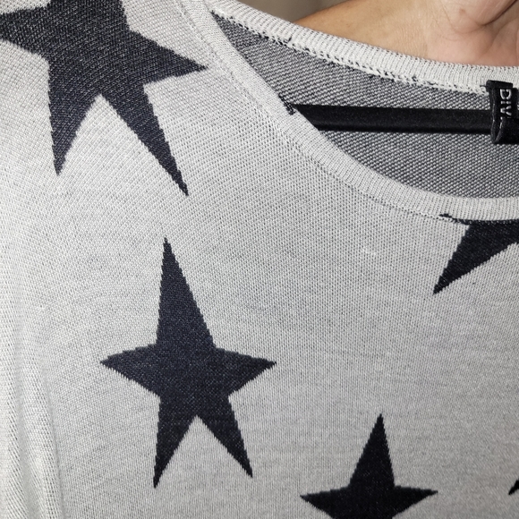 Forever 21 sweater - Picture 3 of 7